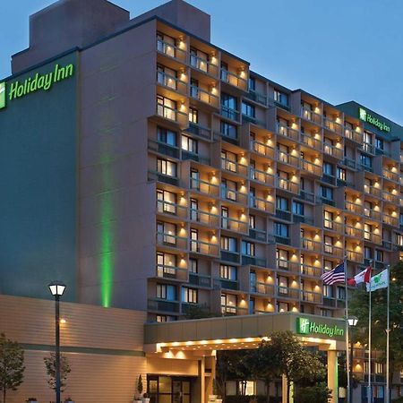 Holiday Inn Toronto - Yorkdale Exterior photo