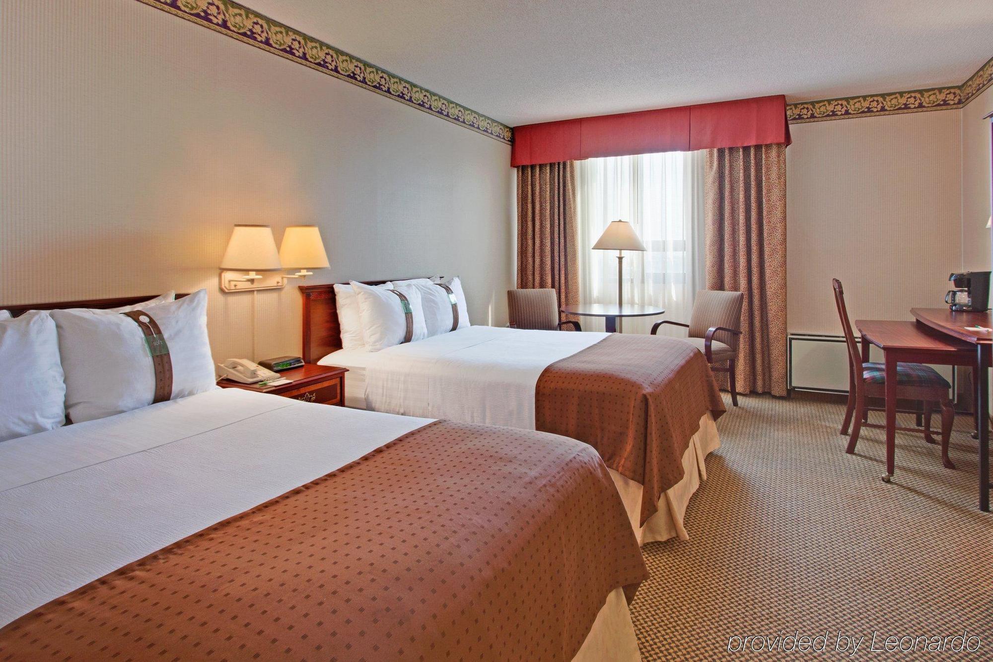 Holiday Inn Toronto - Yorkdale Room photo